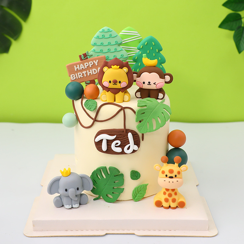 New Forest Jungle Animals Cake - مراجعة Wedding Zoo وسعره